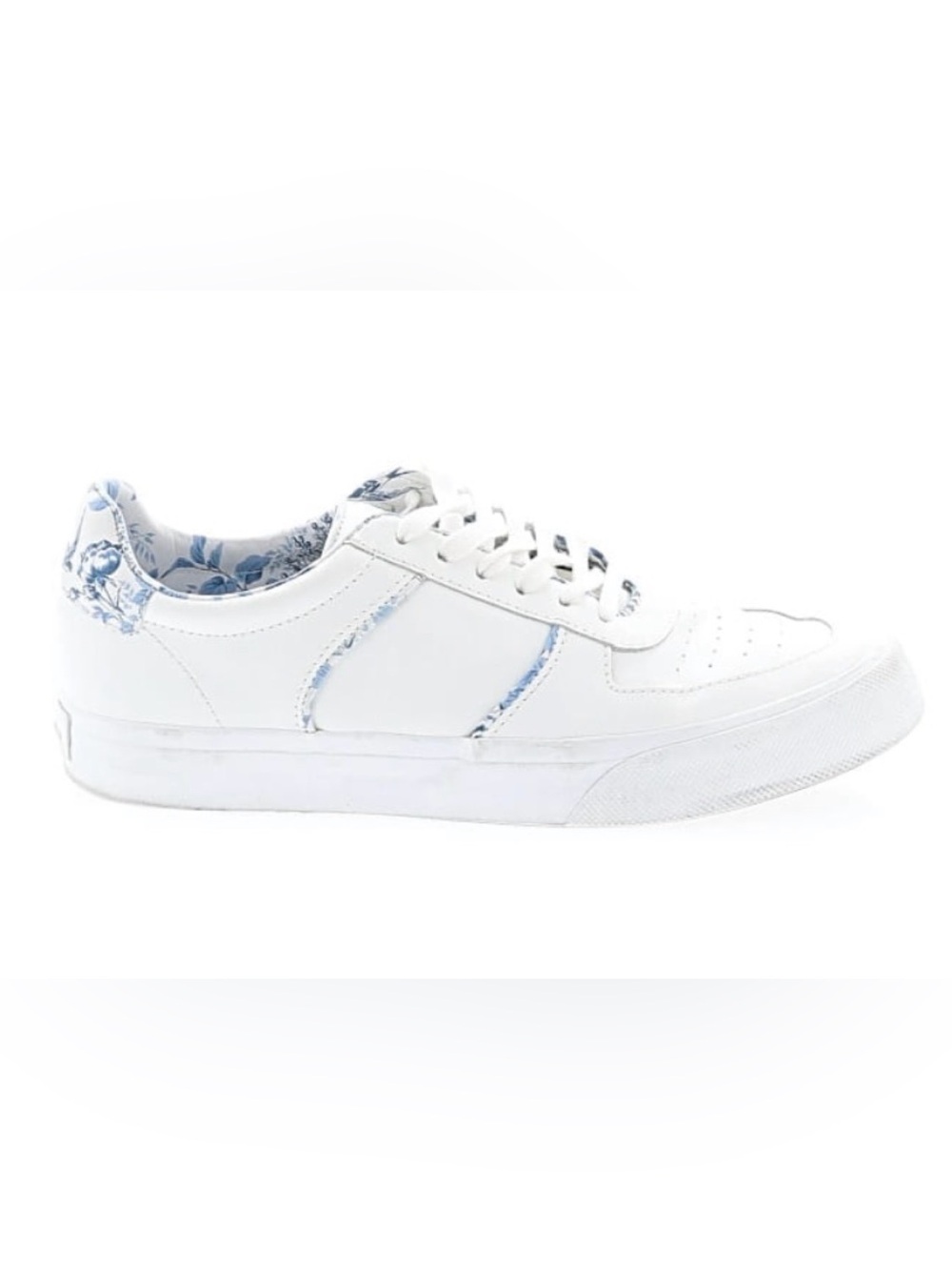 Reformation woman’s sneakers